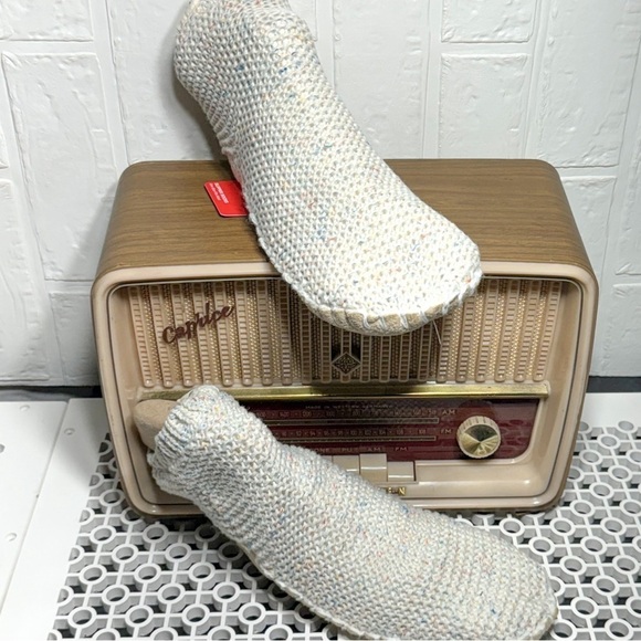 Gap Slipper sock size 7/8 - Picture 1 of 2